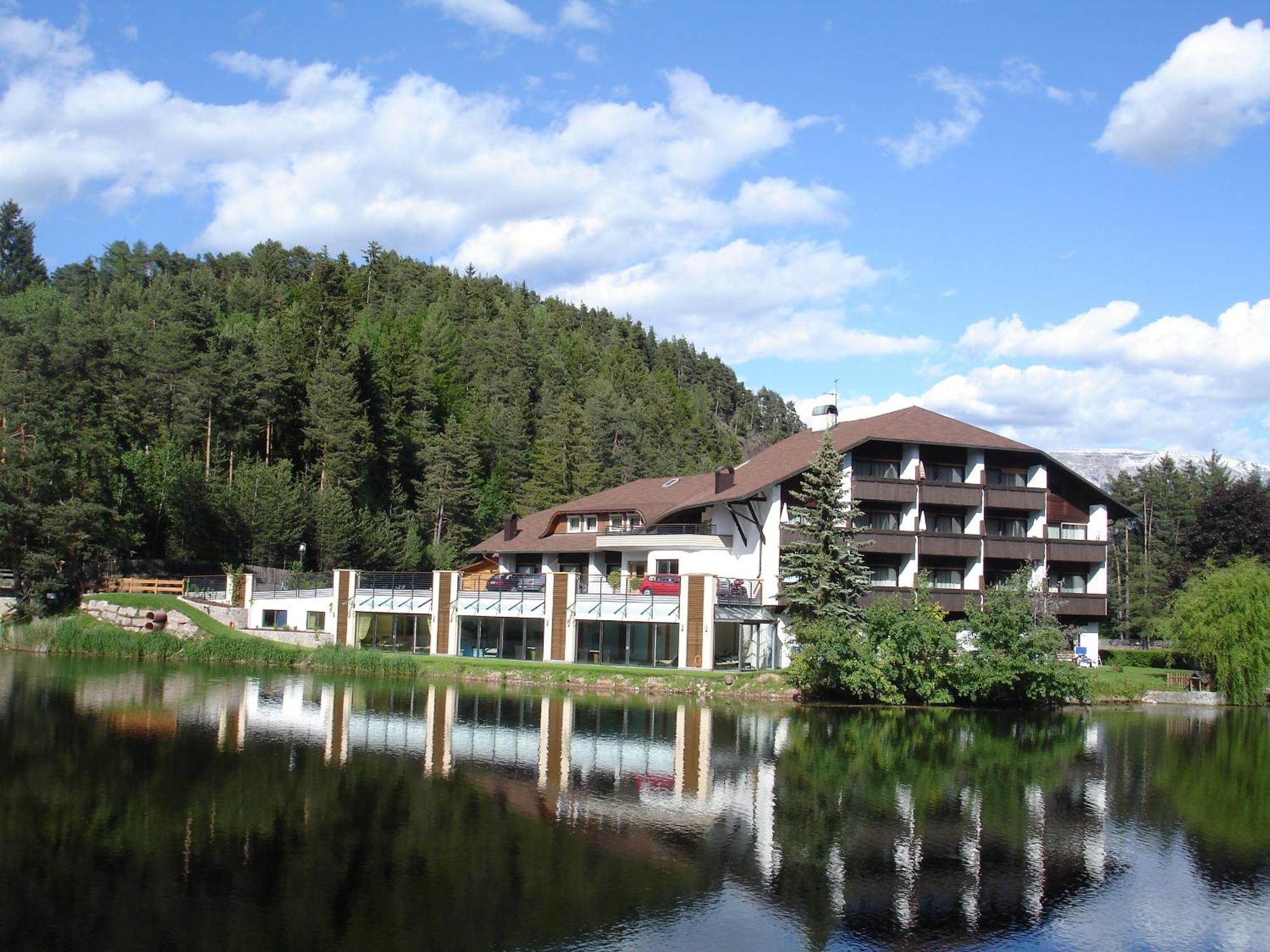 Hotel Am Wolfgrubenersee Soprabolzano Exterior photo